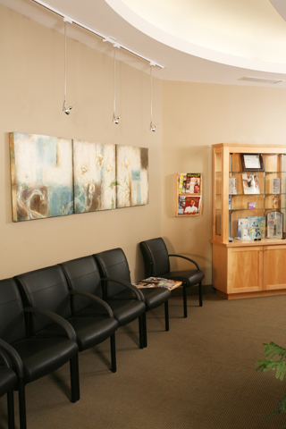 lakeview dental waiting room